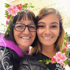 Meet your Posher, Lyne